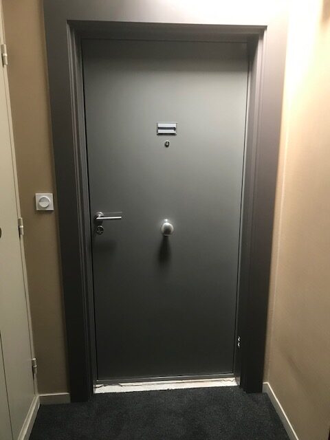 Installation porte blindée Lyon - Franck Devillers